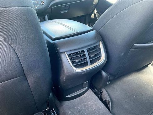 Used 2024 Chevrolet Malibu LT FWD image 12