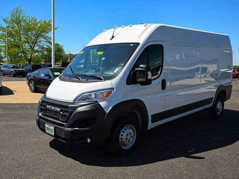 Used 2025 RAM ProMaster 3500 w/ Convenience Group FWD image 9