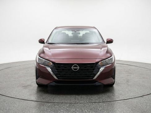 Used 2025 Nissan Sentra SV FWD image 2