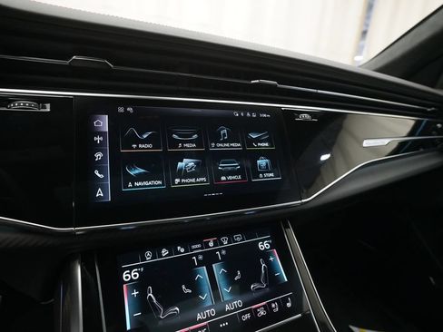 New 2026 Audi SQ8 Prestige AWD/4WD image 6