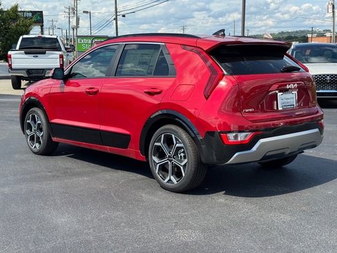 New 2025 Kia Niro EX Touring image 5