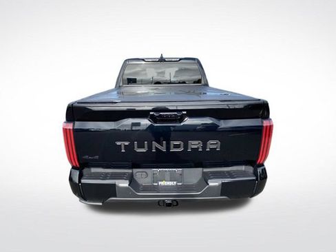 Used 2022 Toyota Tundra Platinum w/ Advanced Package AWD/4WD image 4