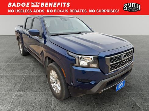 Used 2022 Nissan Frontier SV w/ Technology Package RWD image 1