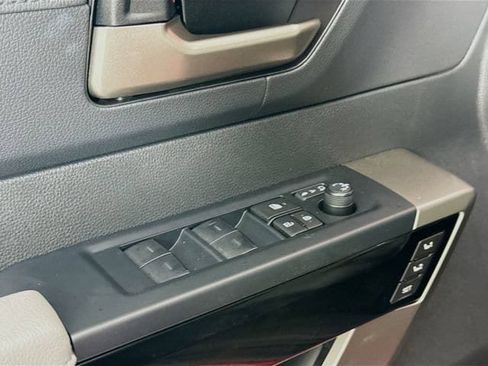Certified 2025 Toyota Tundra Limited AWD/4WD image 19