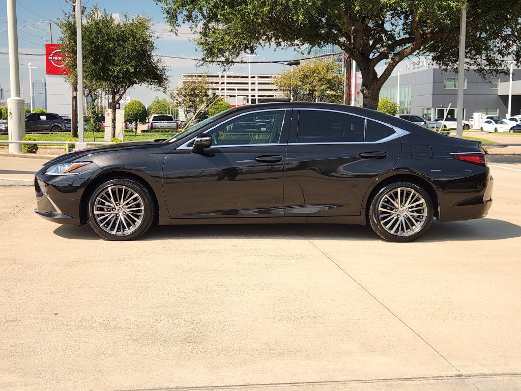 Certified 2025 Lexus ES 350 w/ Premium Package FWD image 4