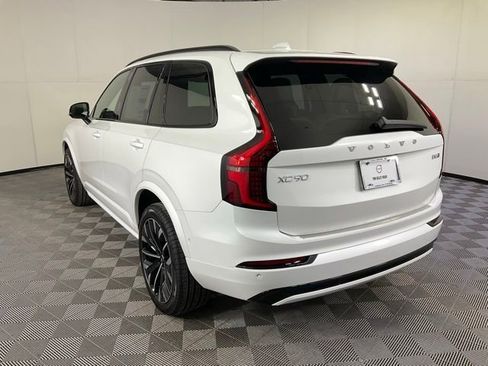 New 2026 Volvo XC90 B6 Ultra w/ Protection Package Premier image 4