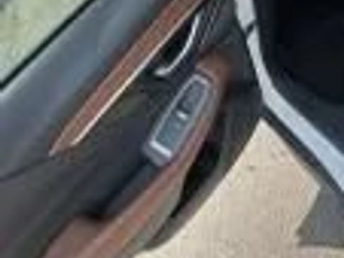 Used 2020 Subaru Outback Touring XT AWD/4WD image 14