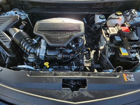 Used 2025 Cadillac XT6 Premium Luxury FWD image 32