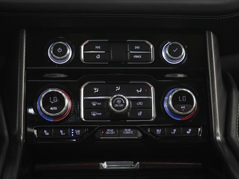 Used 2023 GMC Yukon XL Denali Ultimate AWD/4WD image 22
