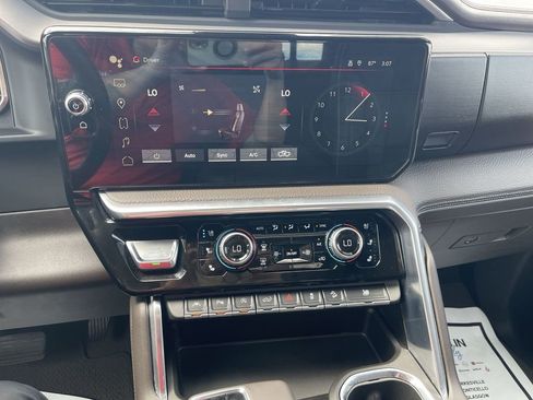 Used 2023 GMC Sierra 1500 Denali image 16