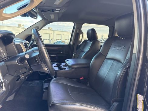 Used 2018 RAM 2500 Laramie w/ Cold Weather Group image 12