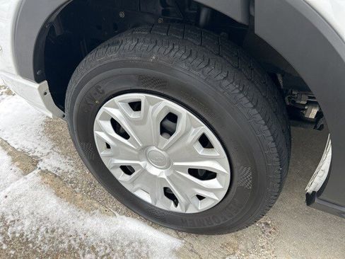 Used 2022 Ford Transit 350 XLT image 4