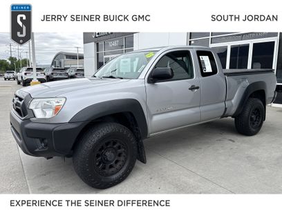 Used 2015 Toyota Tacoma 4x4 Access Cab w/ Convenience Package