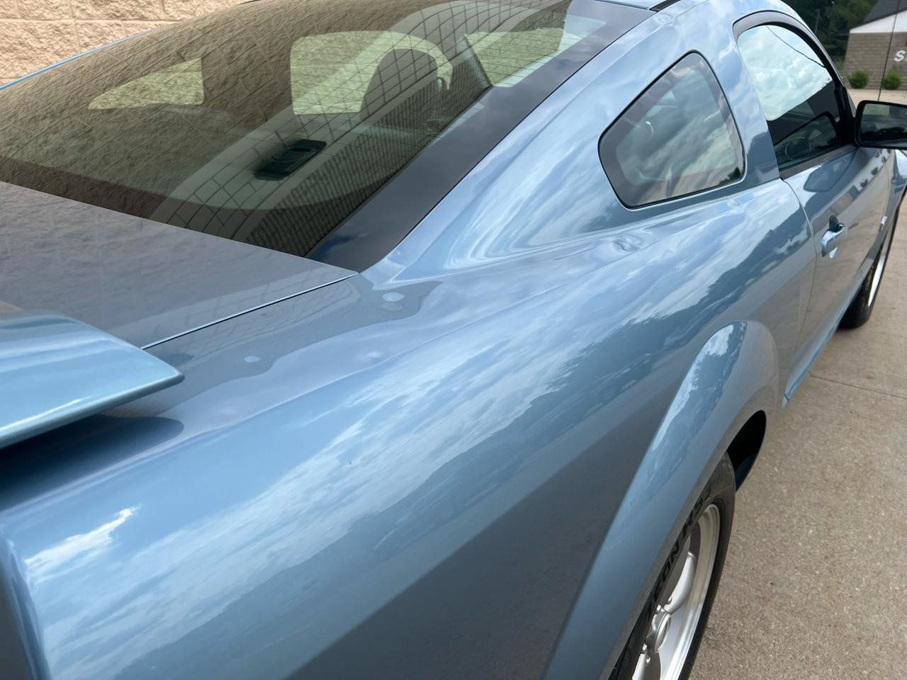 Used 2005 Ford Mustang GT Premium RWD image 14