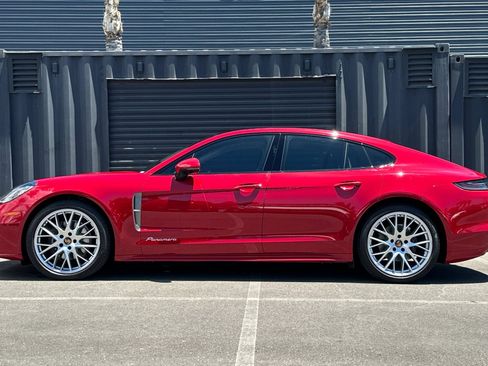 Certified 2023 Porsche Panamera Platinum Edition RWD image 2