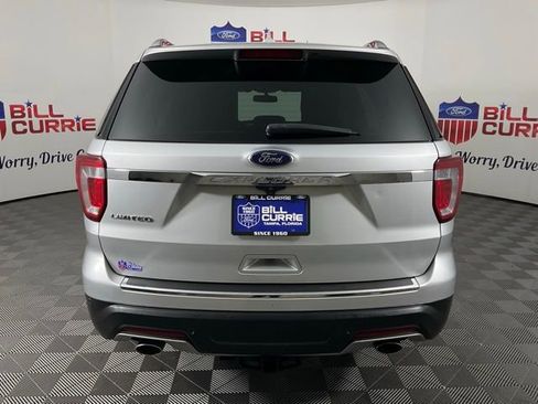 Certified 2018 Ford Explorer Limited image 4