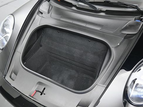 Used 2023 Porsche 911 Carrera image 24