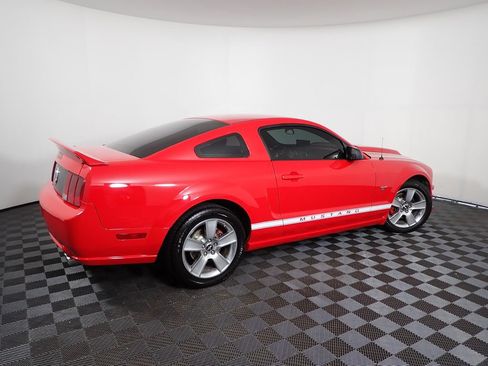 Used 2006 Ford Mustang GT Premium RWD image 16