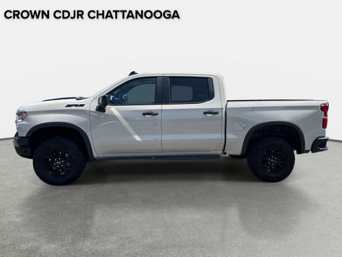 Used 2026 Chevrolet Silverado 1500 ZR2 w/ Dark Appearance Package AWD/4WD image 8
