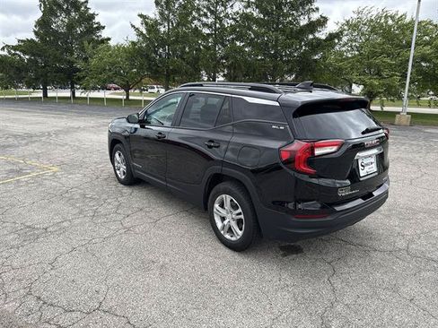 Certified 2022 GMC Terrain SLE w/ Driver Convenience Package AWD/4WD image 16