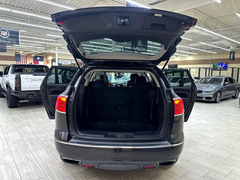 Used 2015 Buick Enclave Leather image 12