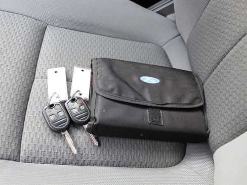 Used 2014 Ford F150 XLT w/ Equipment Group 301A Mid image 13