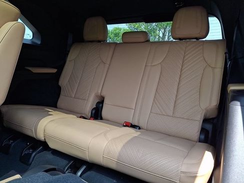 Certified 2026 Cadillac Escalade IQ Luxury 2 AWD/4WD image 10