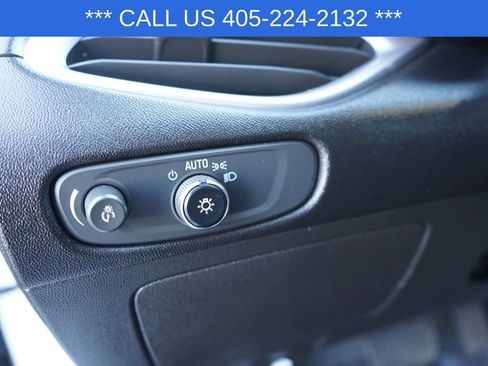 Used 2022 Chevrolet Malibu LT image 31