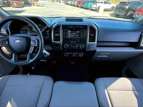Used 2016 Ford F150 XLT image 16