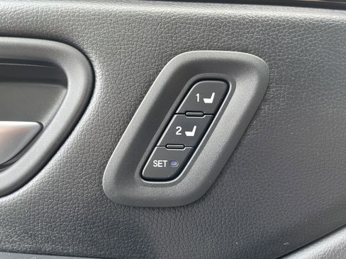 Certified 2024 Honda Pilot TrailSport image 22