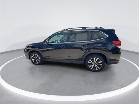 Used 2023 Subaru Forester Limited image 5