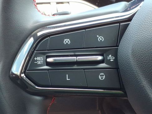 Used 2024 Chevrolet Traverse RS AWD/4WD image 26