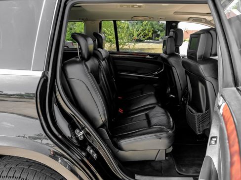 Used 2008 Mercedes-Benz GL 550 4MATIC image 38
