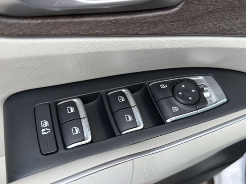 Used 2022 Kia Sorento EX w/ Panoramic Sunroof Package FWD image 14