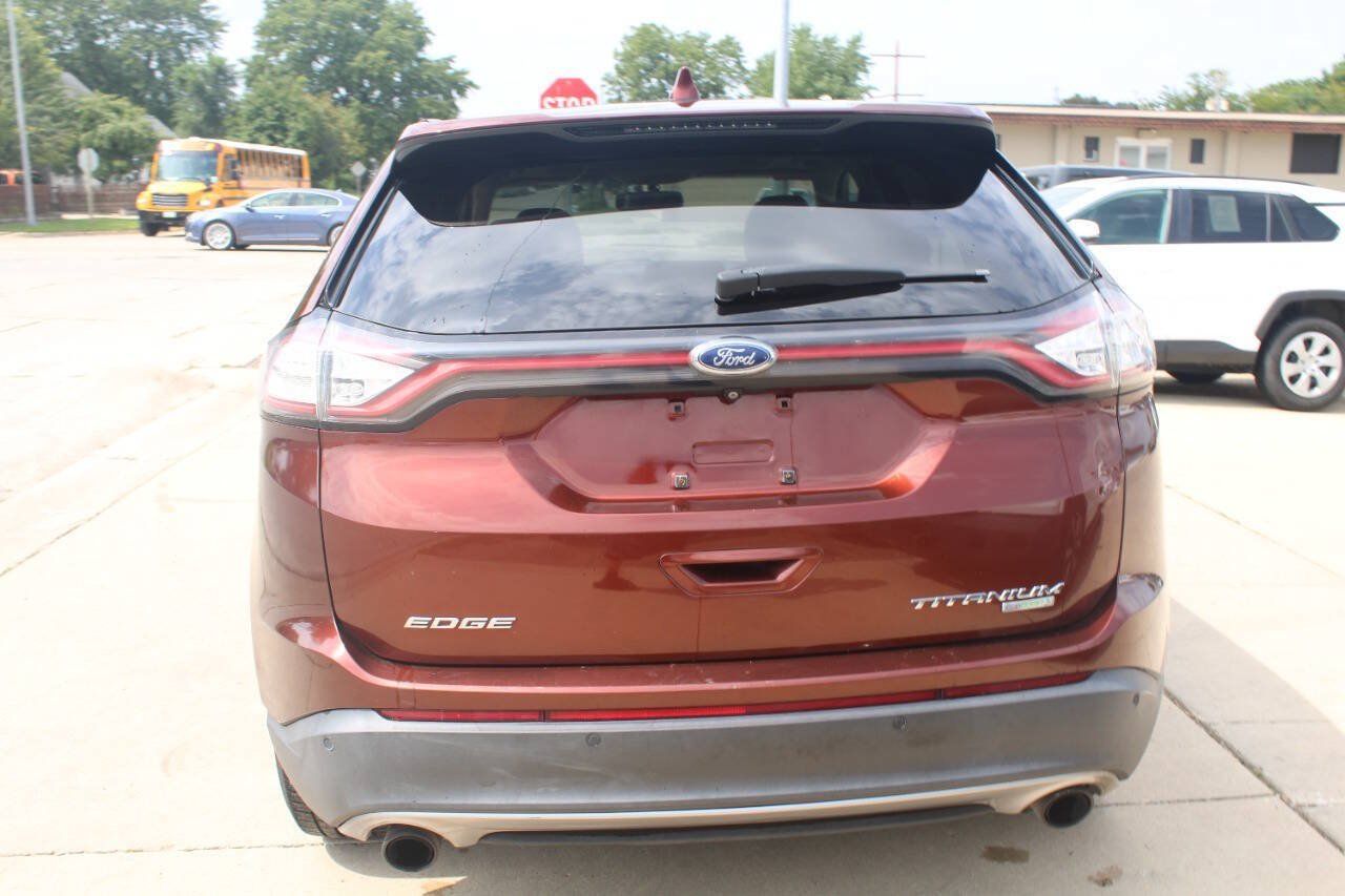 Used 2015 Ford Edge Titanium w/ Equipment Group 301A FWD image 3