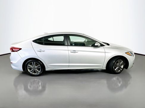 Used 2018 Hyundai Elantra SEL w/ Cargo Package FWD image 8