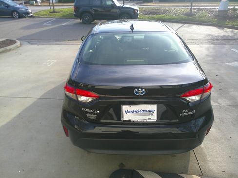 Used 2024 Toyota Corolla LE image 14