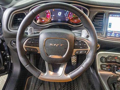 Used 2019 Dodge Challenger SRT Hellcat w/ Laguna Leather Package image 28