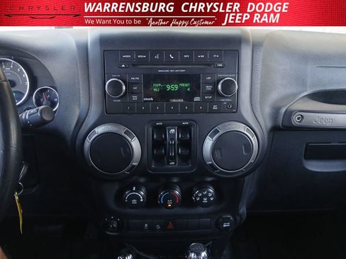 Used 2015 Jeep Wrangler Unlimited Sport w/ Quick Order Package 24S AWD/4WD image 21
