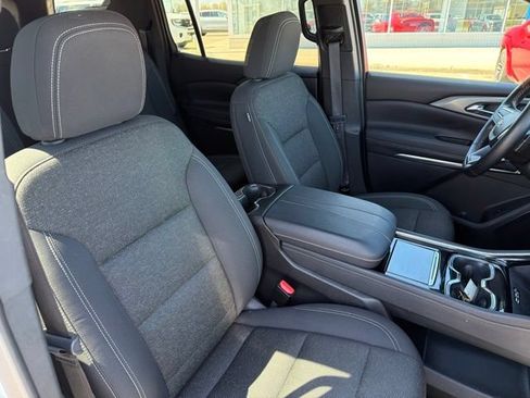 Used 2024 Chevrolet Traverse LT AWD/4WD image 50