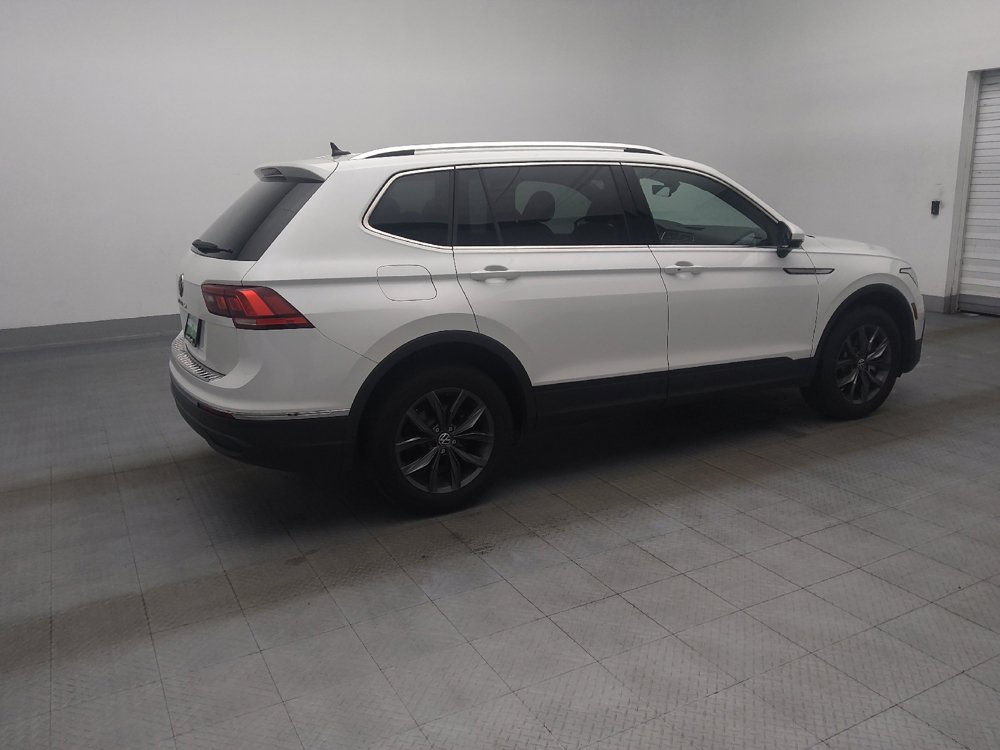 Used 2023 Volkswagen Tiguan SE FWD image 10