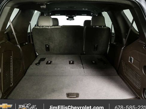 Certified 2025 Chevrolet Tahoe LT image 35