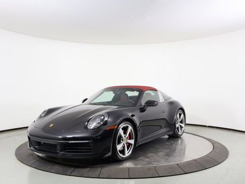 Certified 2021 Porsche 911 Targa 4S image 1