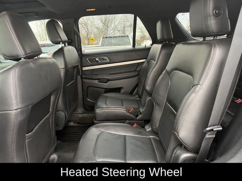 Used 2018 Ford Explorer XLT w/ Equipment Group 202A image 25