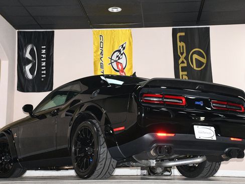Used 2023 Dodge Challenger R/T Scat Pack RWD image 86