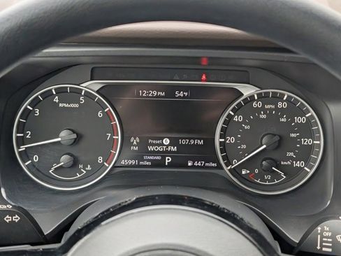 Used 2023 Nissan Rogue SV image 12