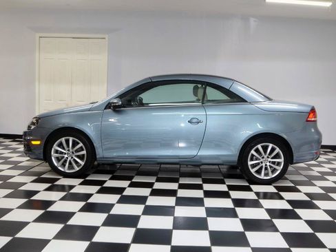 Used 2015 Volkswagen Eos Komfort FWD image 6
