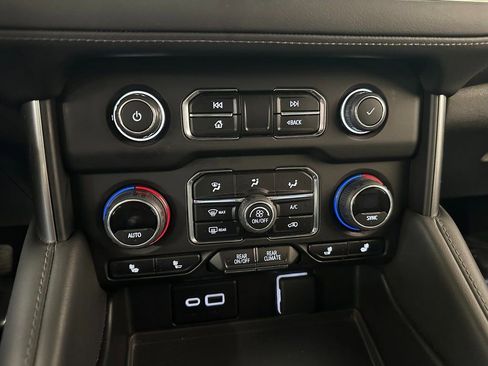 Used 2024 Chevrolet Tahoe LT image 26