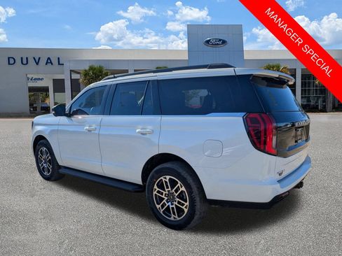 New 2026 Ford Expedition Active RWD image 6