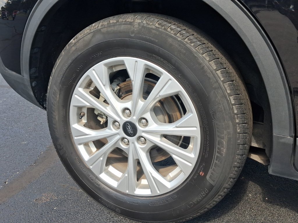 Certified 2025 Ford Escape Active FWD image 21